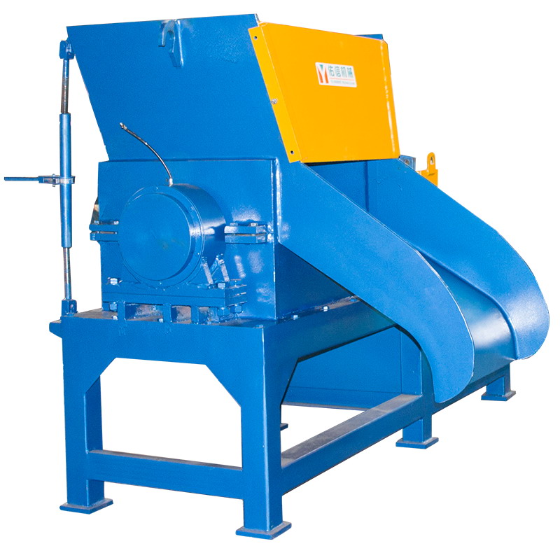 Single axis fishing net shredder